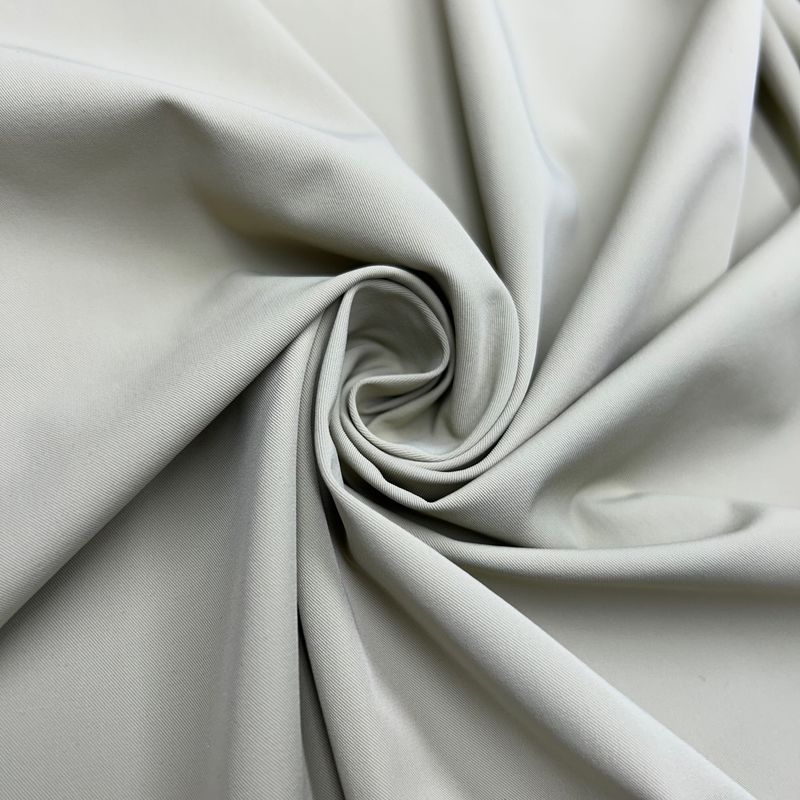Bụi nylon mềm kéo dài bốn chiều 70D+40D*70D+40D 90% nylon 10% spandex 170GSM