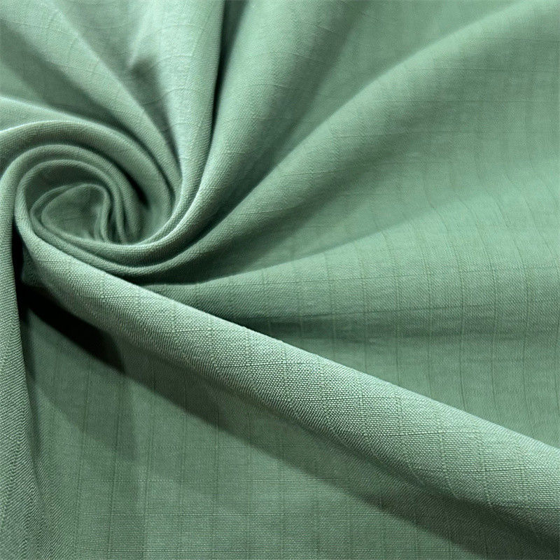Matte Checkered Warp Stretch Taffeta Fabric 70D+40D*160D+160D/2 Đối với quần áo bên ngoài