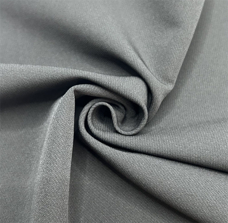 Bốn mặt đàn hồi Twill Dot Đi bộ đường dài 265GSM Polyester Spandex Fabric Đi núi Thể thao Quần áo giải trí